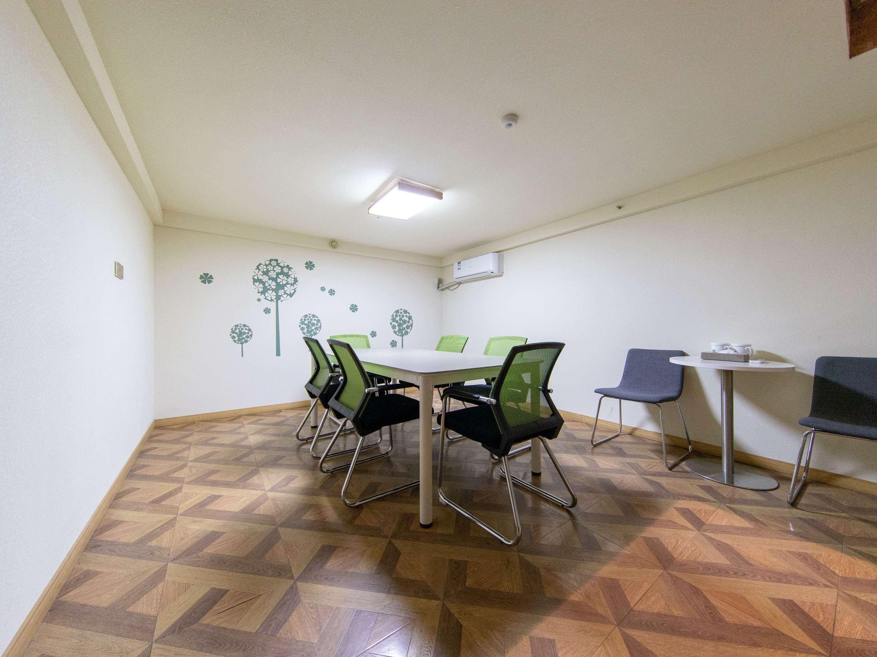 מלון Ibis Styles Nantong Development Zone Shimao Plaza מראה חיצוני תמונה