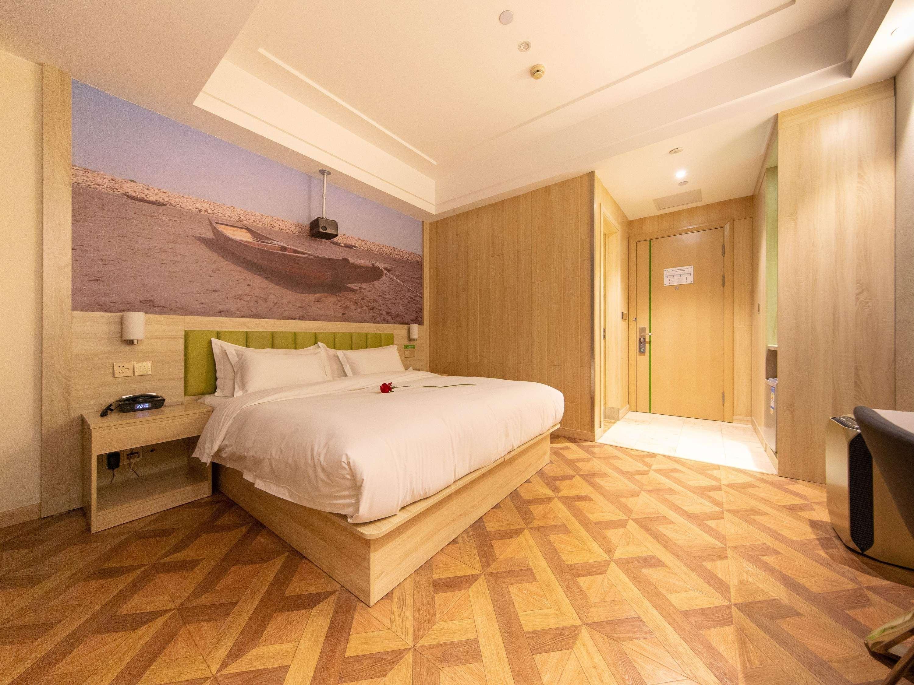 מלון Ibis Styles Nantong Development Zone Shimao Plaza מראה חיצוני תמונה