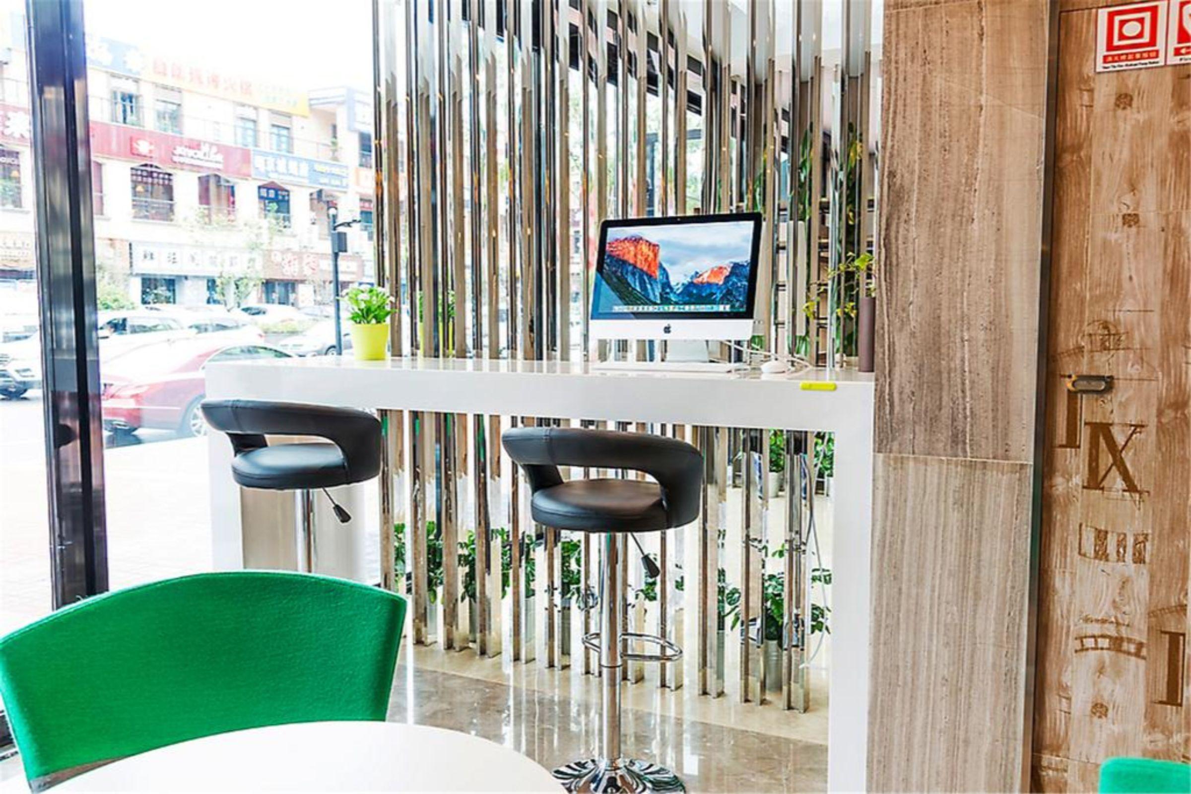 מלון Ibis Styles Nantong Development Zone Shimao Plaza מראה חיצוני תמונה