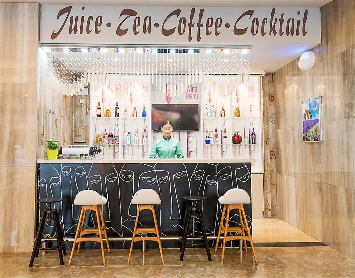 מלון Ibis Styles Nantong Development Zone Shimao Plaza מראה חיצוני תמונה